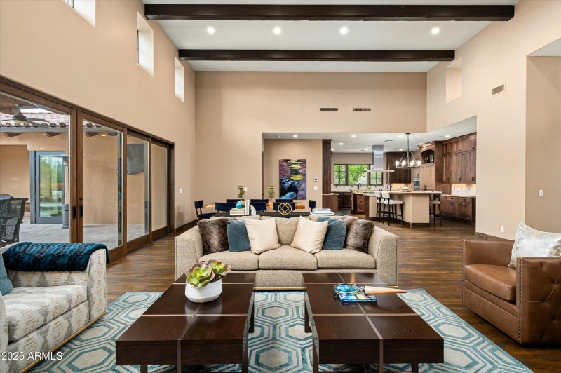 10-8454ELeaningRockRd-10