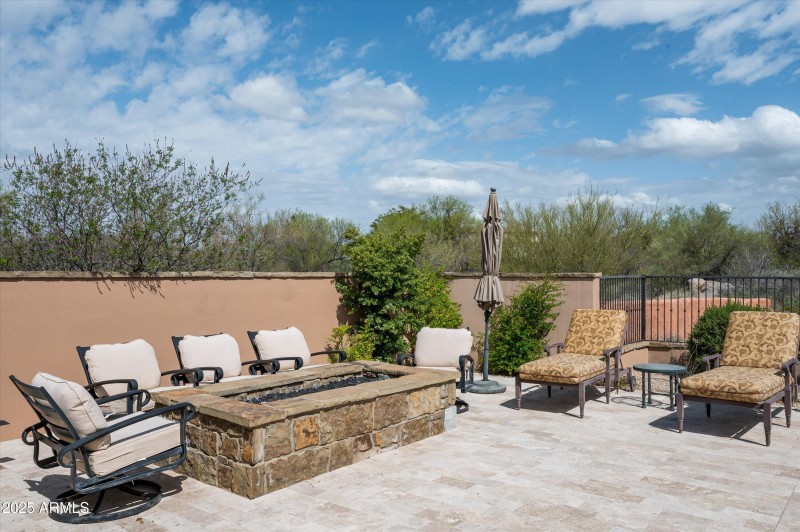 42-8454ELeaningRockRd-42