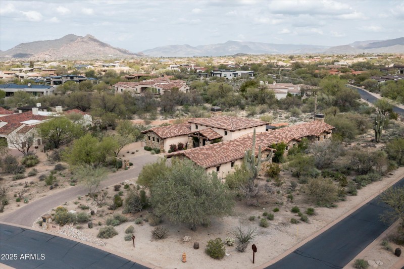 48-8454ELeaningRockRd-48