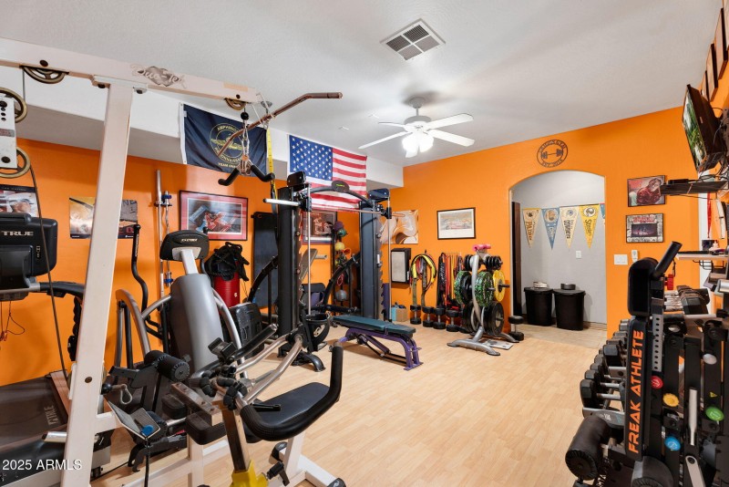 37-web-or-mls-907 E Carlise Rd-39