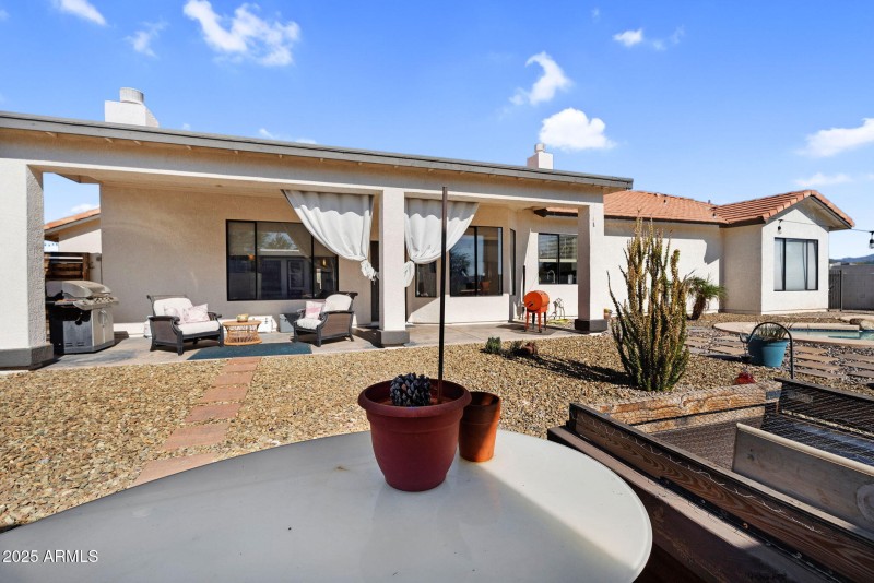 45-web-or-mls-907 E Carlise Rd-50