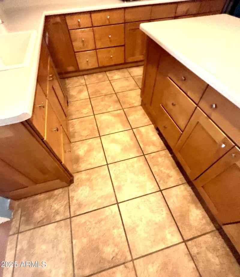 230 W 1st Ave Kitchen 5