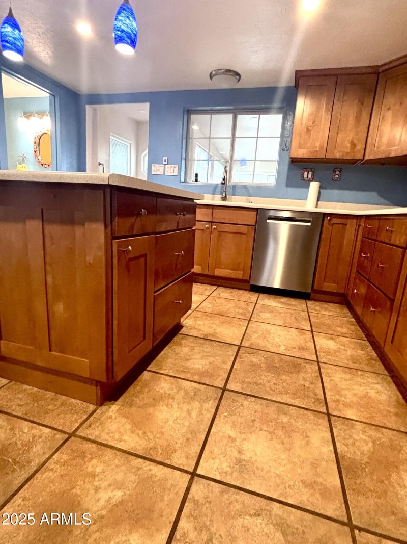 230 W 1st Ave Kitchen 8