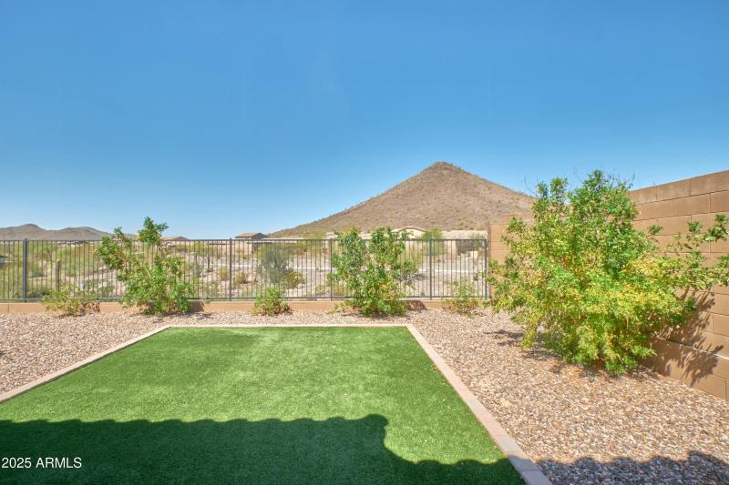 Amazing Backyard with Views