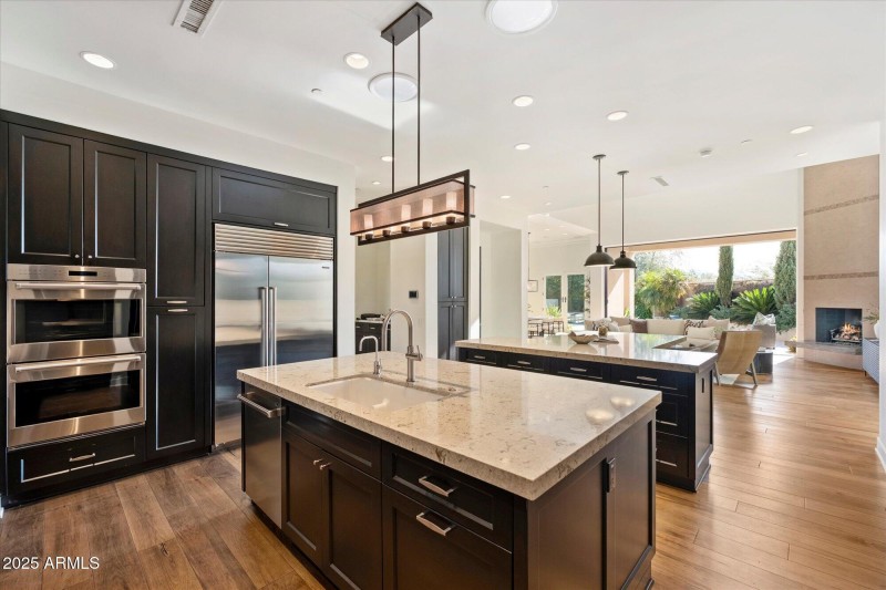 Chef’s Kitchen Opens to Great Room