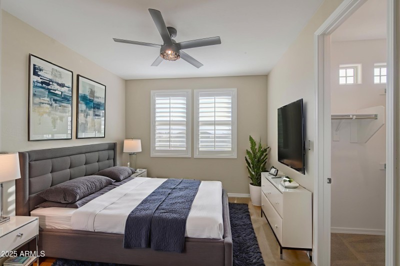 Bedroom-2-pic-1 - Bedroom - Modern - 7