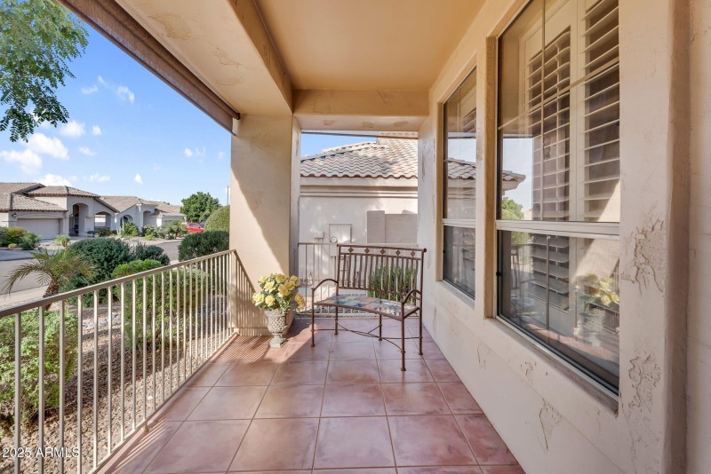 5-web-or-mls-3661 N Katmai - 4