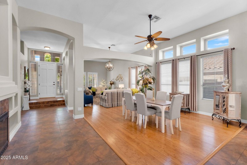 15-web-or-mls-3661 N Katmai - 9