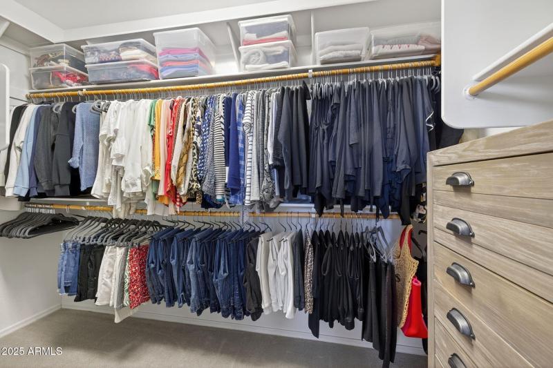 Walk-in Closet