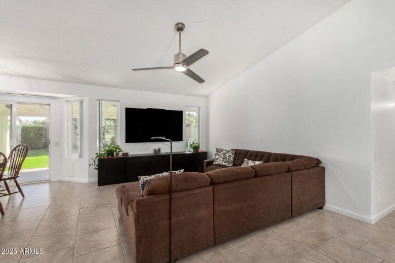 Light & Bright Living Room