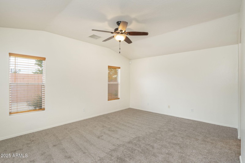 22-web-or-mls-5080-e-cedar-creek-dr