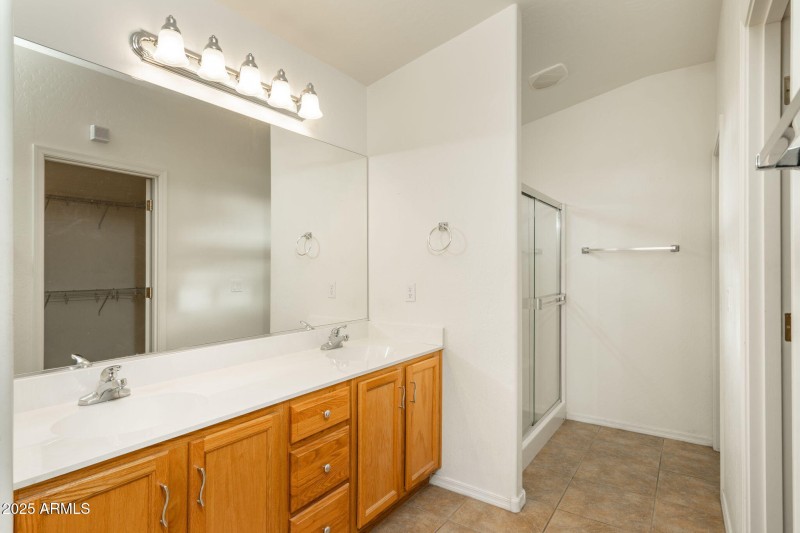 25-web-or-mls-5080-e-cedar-creek-dr