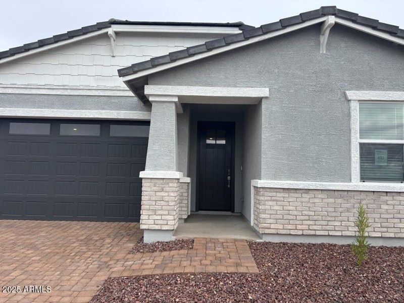 24404 W GROVE Street