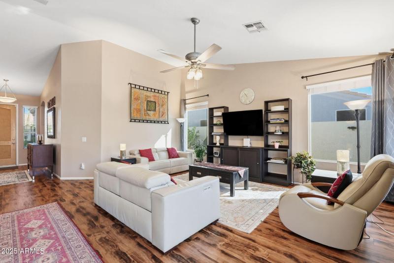 9-web-or-mls-019_ListerPros