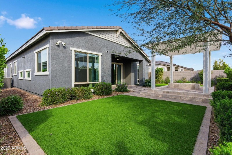 40_0bdbf03c-9913-4d77-b864-336867af4c40