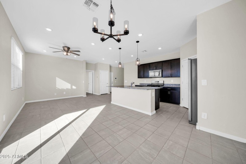 17557 W Madison St-4