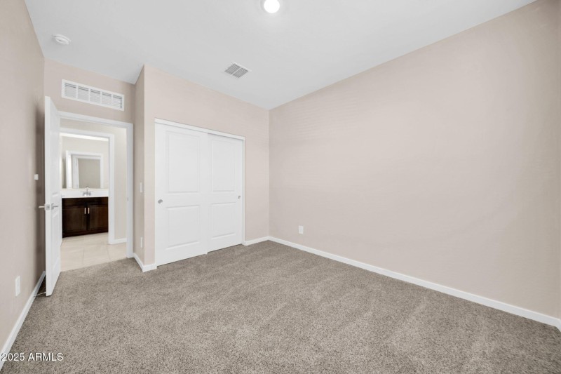 17557 W Madison St-23