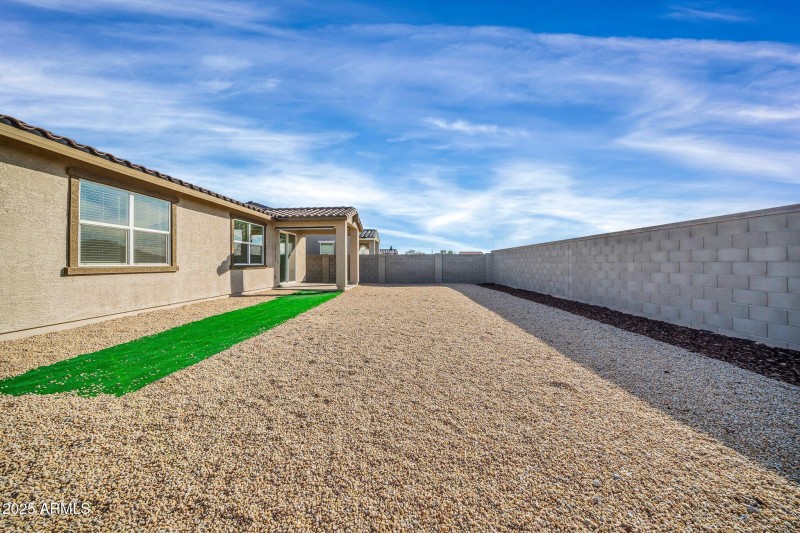 17557 W Madison St-30