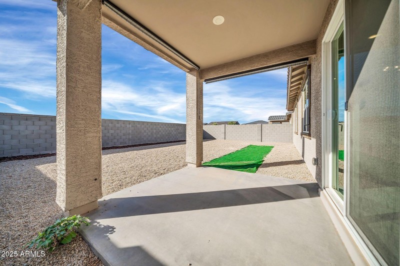 17557 W Madison St-35