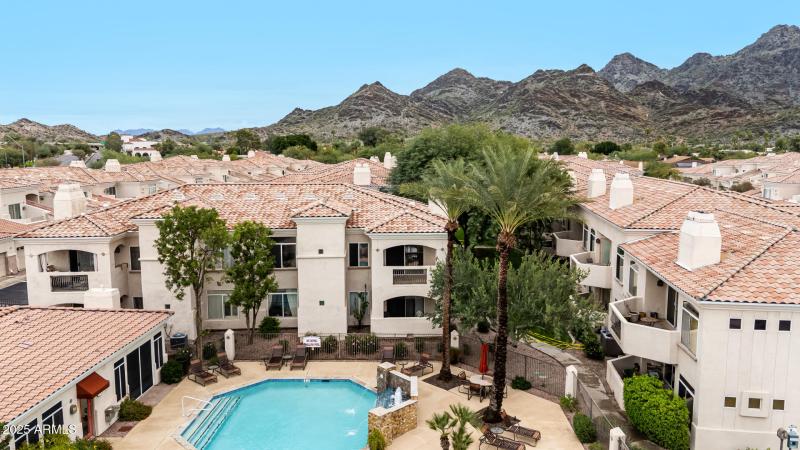 Canterra at Squaw Peak Condominiums