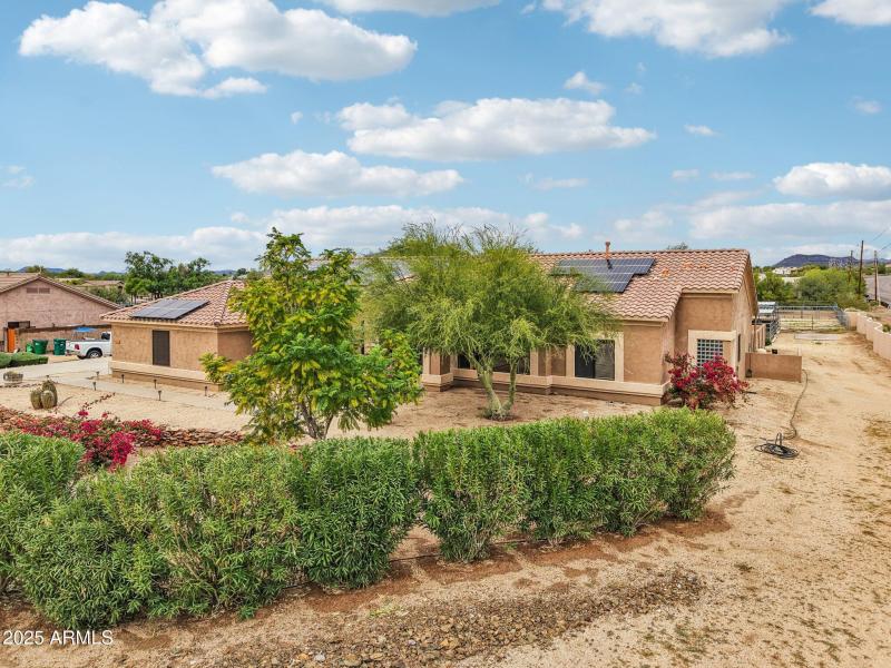 45-web-or-mls-E Jordan Ln-S2011-045