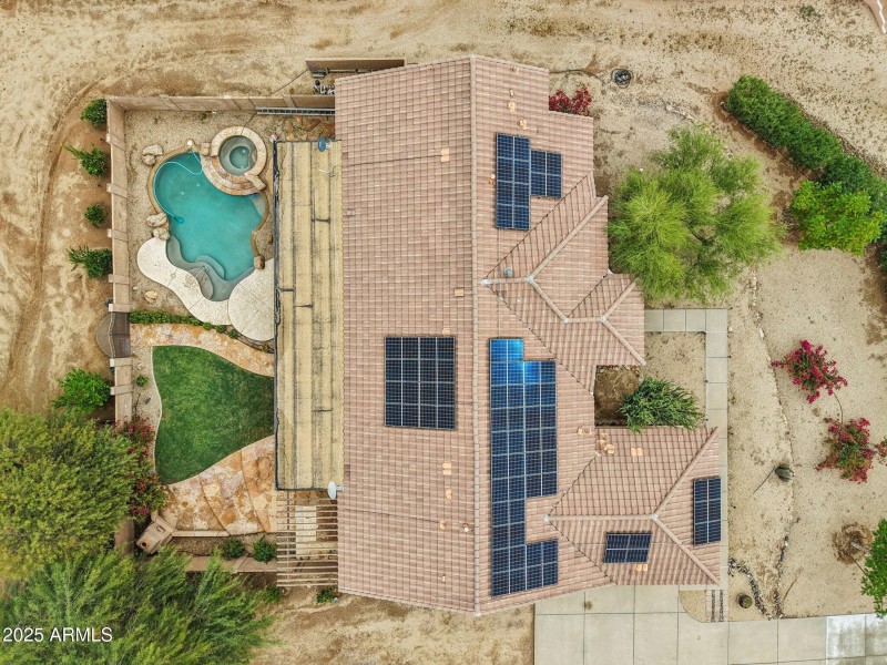 63-web-or-mls-E Jordan Ln-S2011-063