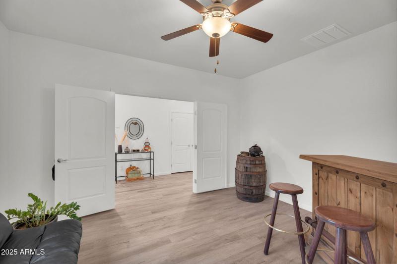 11-web-or-mls-6579 W Georgetown Way-6 (2