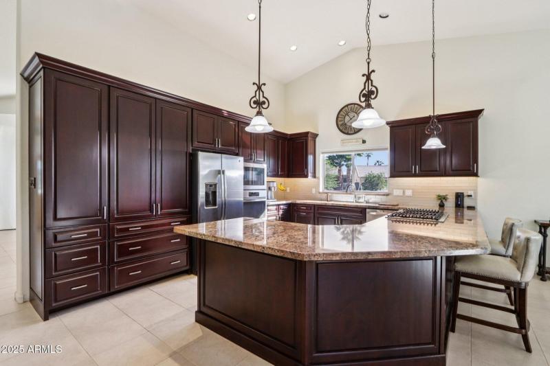 18-web-or-mls-N Palmer Dr-S1511-016