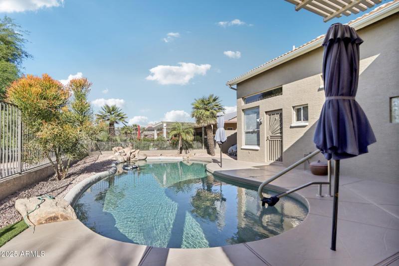 41-web-or-mls-N Palmer Dr-S1511-039