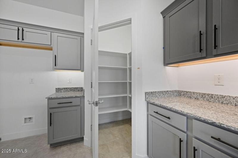 hj-az-phoenix-asante-discovery-quartz-lo