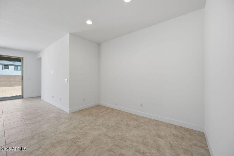 hj-az-phoenix-asante-discovery-quartz-lo