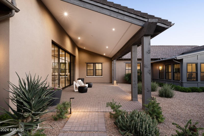 Front courtyard patio