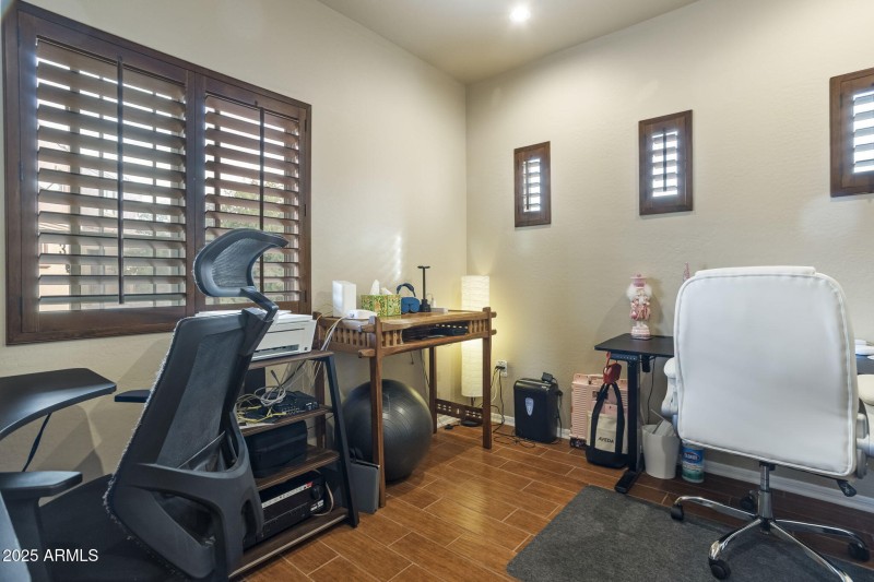 3935 E Rough Rider Rd 1056 Phoenix - 270