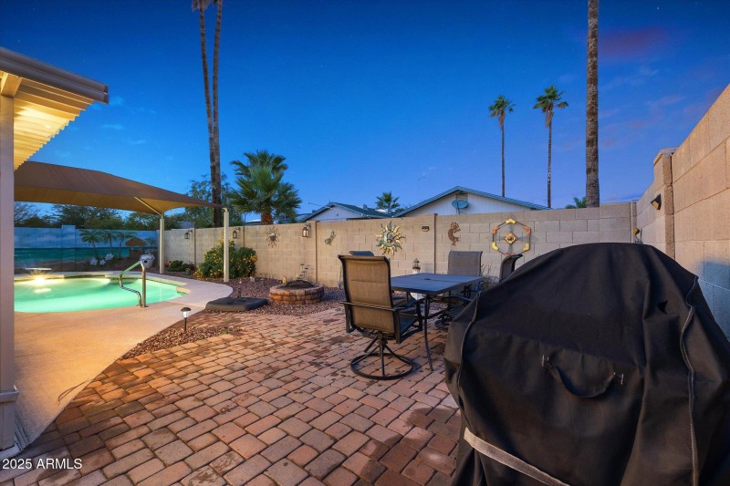 Entertainer's Backyard