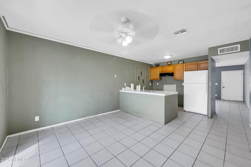 1627 W Maldonado Rd-8