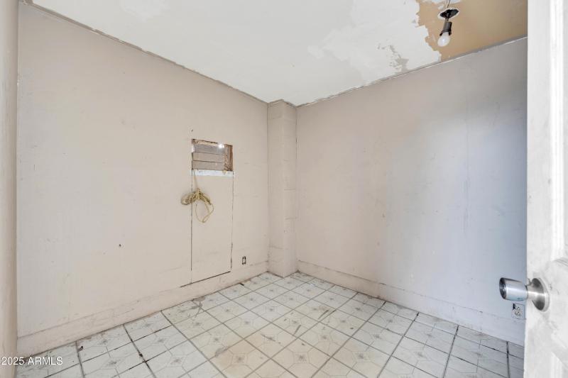 1627 W Maldonado Rd-30