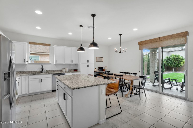 9-web-or-mls-Daylight-9