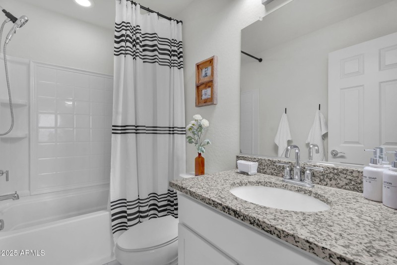 33-web-or-mls-Daylight-24