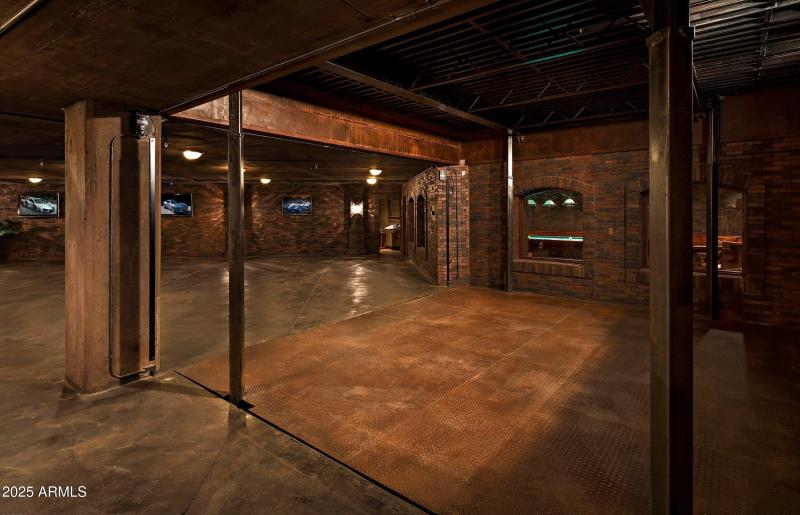 Man Cave Lift