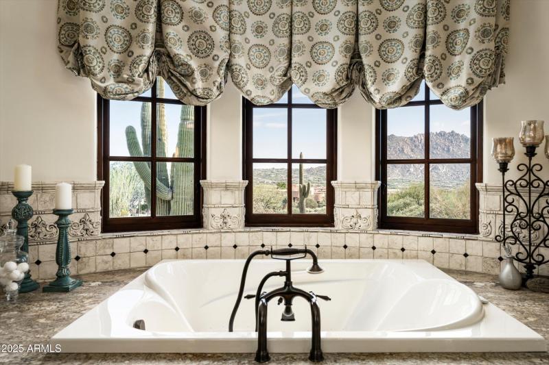 Primary Bathtub