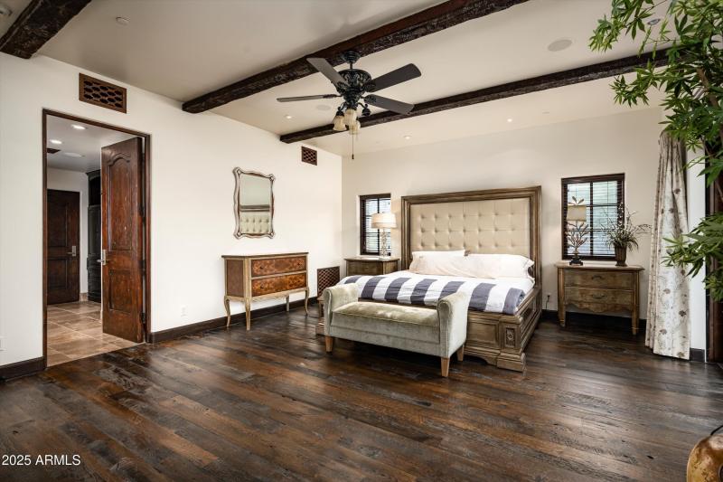 Guest Suite 1