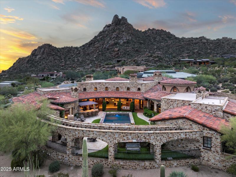 Pinnacle Peak