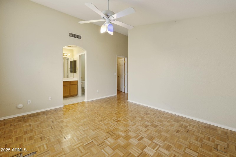 64-web-or-mls-_TM_1542