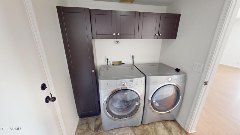 8541-W-Pershing-11202025_182030