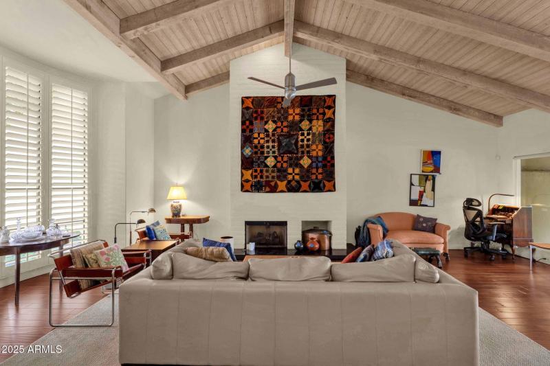 8-web-or-mls-10050-e-mountainview-lake-d