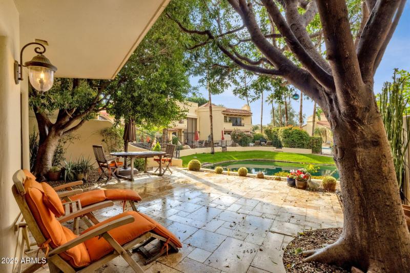 39-web-or-mls-10050-e-mountainview-lake-