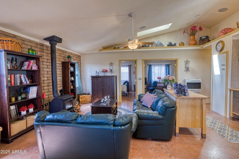 PAX_8495_AuroraHDR2019-edit