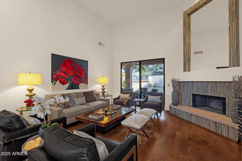 20-web-or-mls-10263-n-103rd-pl