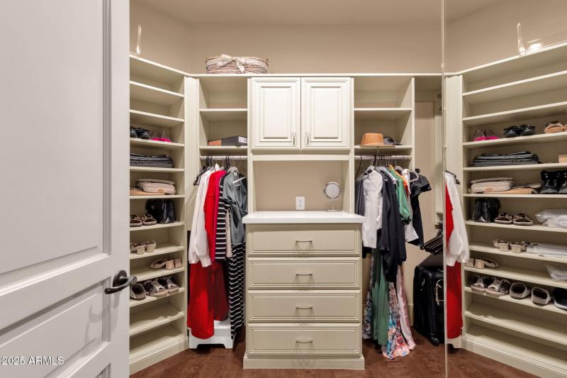 33-web-or-mls-10263-n-103rd-pl