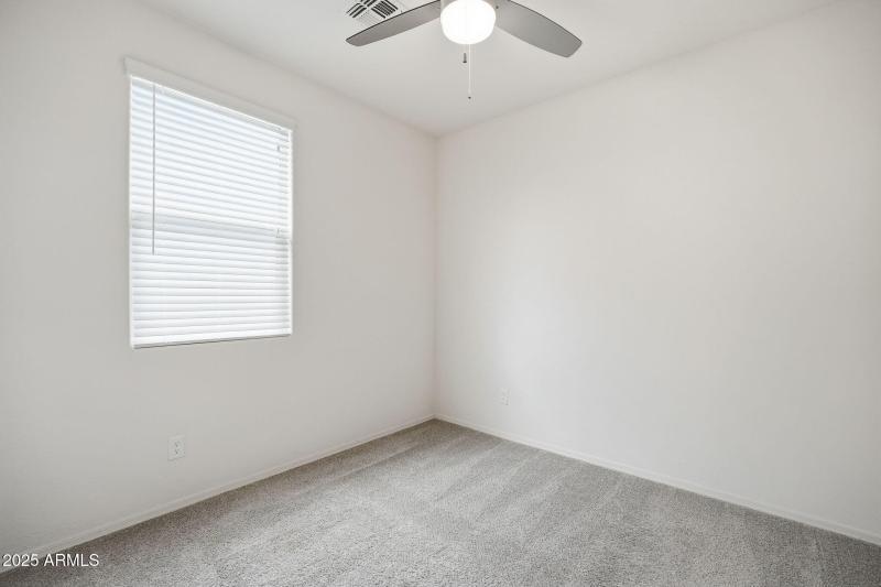 17594 W COUNTRY CLUB TER